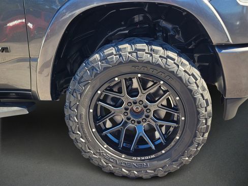 Used 2020 RAM 1500 Laramie w/ Sport Appearance Package image 9