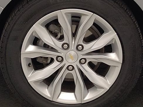 Used 2024 Chevrolet Malibu LT FWD image 31