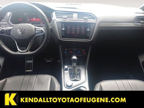 Used 2023 Volkswagen Tiguan SE R-Line AWD/4WD image 10