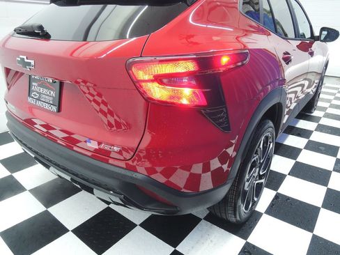 New 2026 Chevrolet Trax RS w/ Driver Confidence Package FWD image 26