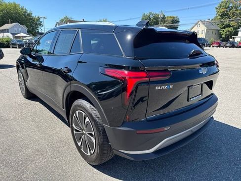 Used 2024 Chevrolet Blazer EV LT AWD/4WD image 8