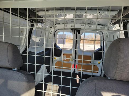 Used 2017 Ford Transit Connect XLT image 23