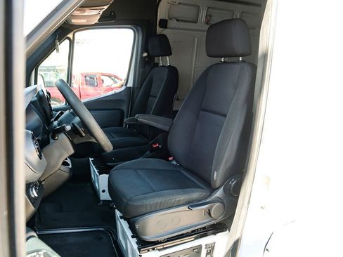 Used 2019 Mercedes-Benz Sprinter 144 Cargo w/ Driver Convenience Package image 24