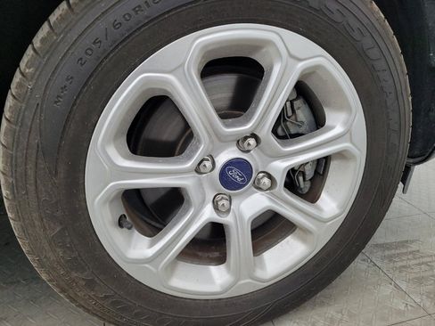 Used 2020 Ford EcoSport SE FWD image 31