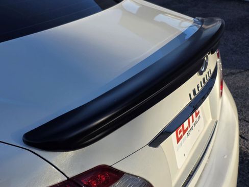 Used 2011 INFINITI M56 x w/ Deluxe Touring Pkg image 41