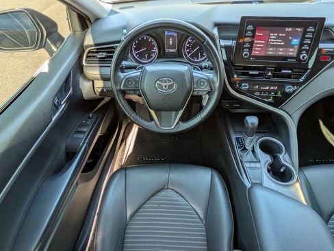 Used 2022 Toyota Camry SE FWD image 17