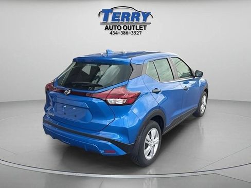 Used 2024 Nissan Kicks S image 4