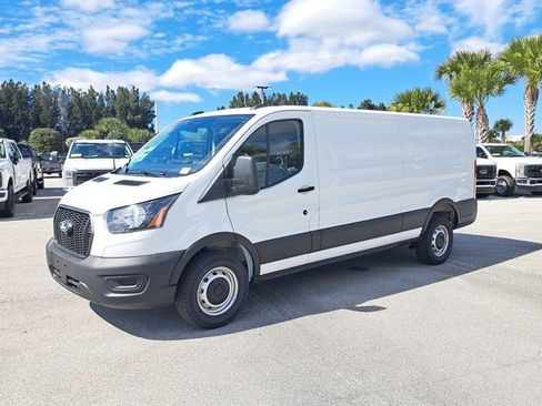 New 2026 Ford Transit 250 Low Roof w/ Load Area Protection Package RWD image 4