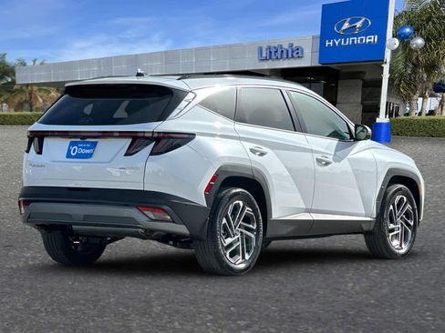 New 2025 Hyundai Tucson Limited image 2