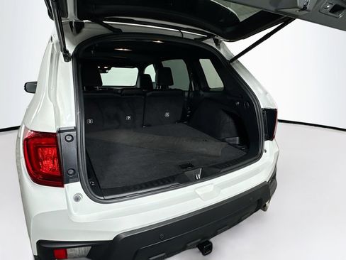Used 2023 Honda Passport EX-L image 8