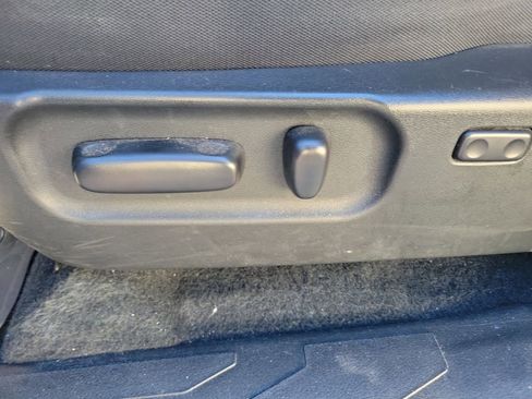 Used 2023 Toyota Tacoma TRD Off-Road image 16