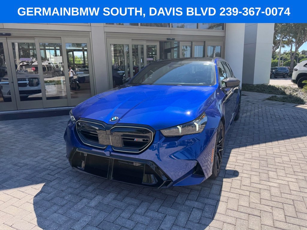 Used 2026 BMW M5 Touring w/ M Driver's Package AWD/4WD image 3