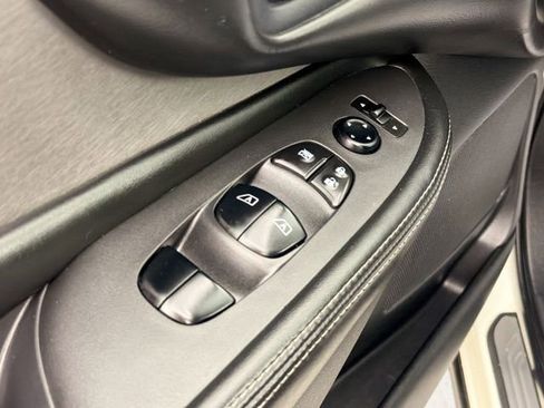 Used 2019 Nissan Murano SL image 17