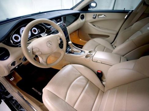 Used 2006 Mercedes-Benz CLS 55 AMG image 6