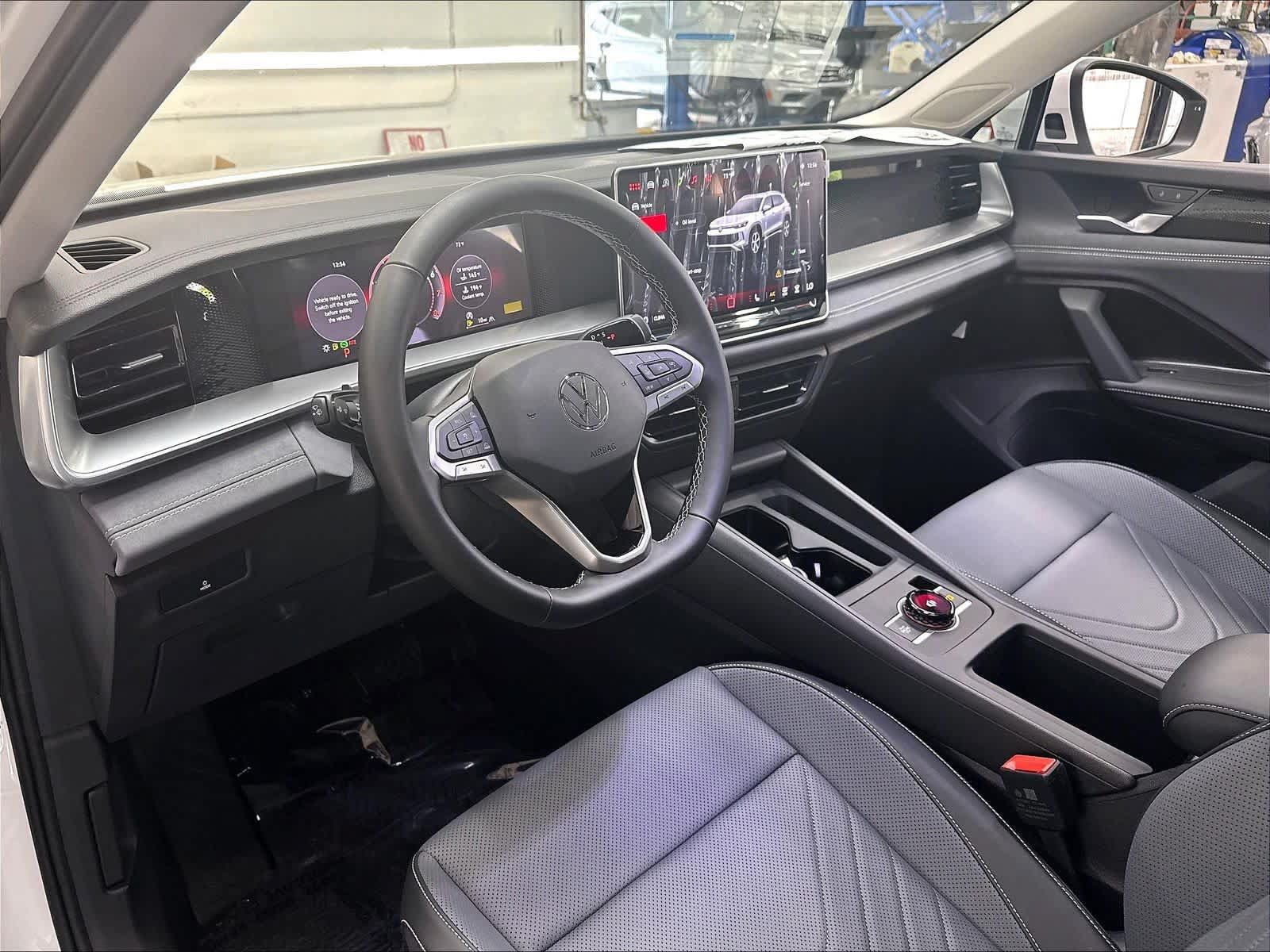 New 2026 Volkswagen Tiguan SE AWD/4WD image 7
