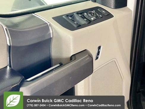 Used 2019 Ford F250 XLT w/ XLT Premium Package image 12