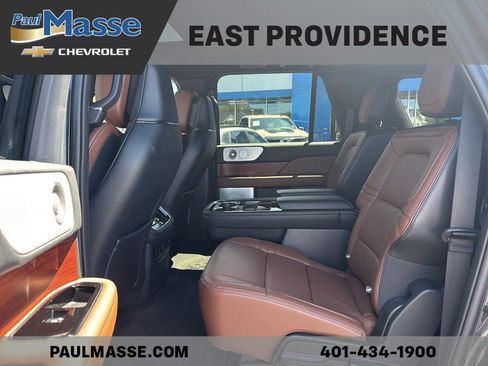 Used 2023 Lincoln Navigator L Reserve AWD/4WD image 20