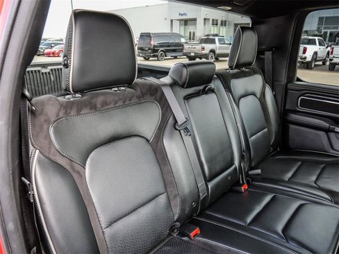 Used 2024 RAM 1500 Laramie image 22