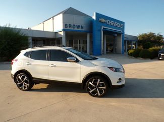 Used 2022 Nissan Rogue Sport SL image 1