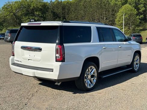Used 2020 GMC Yukon XL Denali w/ Denali Ultimate Package AWD/4WD image 8