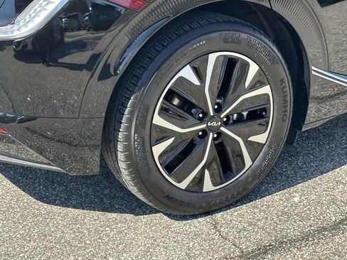 Used 2023 Kia EV6 Wind image 30