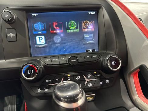 Used 2015 Chevrolet Corvette Z06 w/ 2LZ Preferred Equipment Group image 15