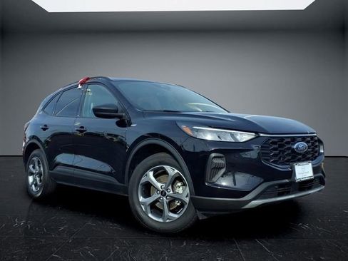 Used 2025 Ford Escape ST-Line AWD/4WD image 1
