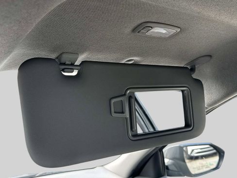 Certified 2023 Hyundai Elantra SEL image 28