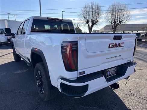 New 2026 GMC Sierra 2500 AT4 w/ AT4 Premium Plus Package image 8