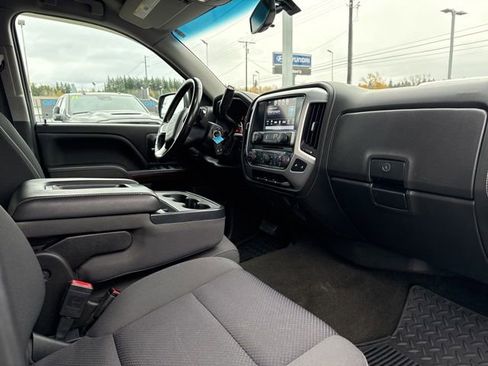 Used 2018 GMC Sierra 1500 SLE image 10