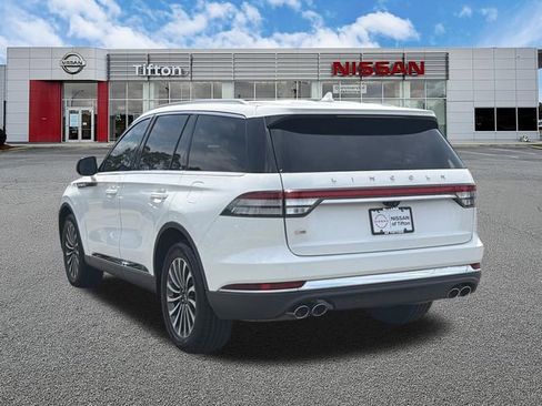 Used 2023 Lincoln Aviator Reserve AWD/4WD image 5