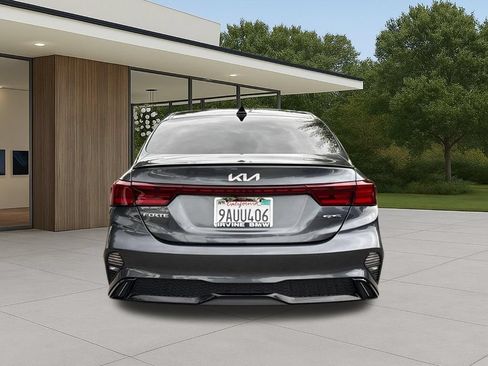 Used 2022 Kia Forte GT-Line w/ GT-Line Premium Package FWD image 10