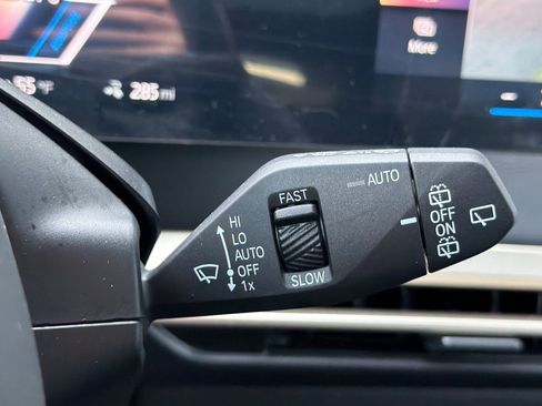 Certified 2022 BMW iX xDrive50 w/ Sport Package image 34