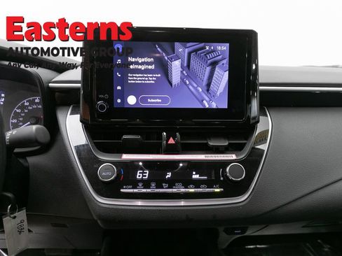 Used 2024 Toyota Corolla LE FWD image 11
