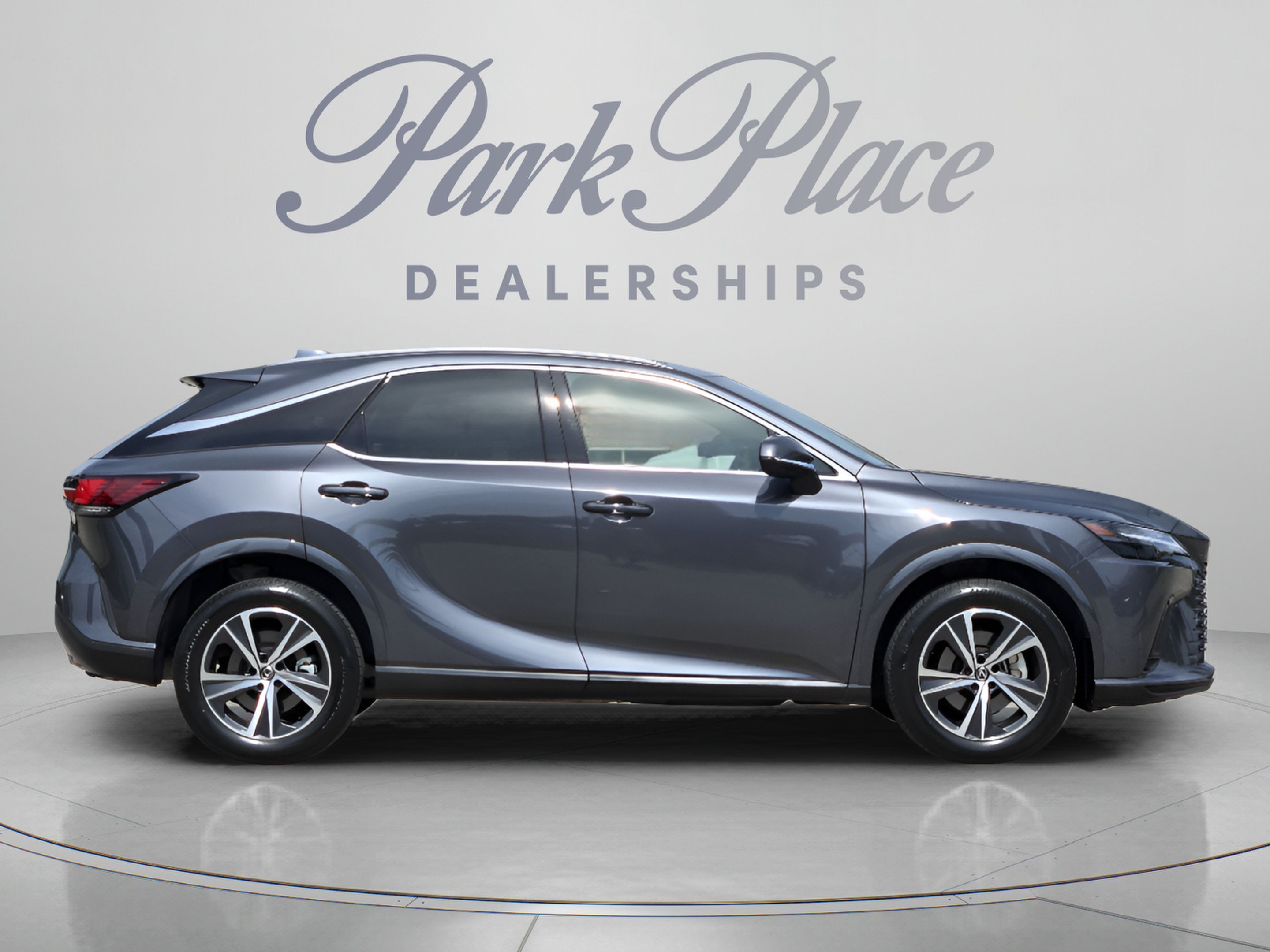 Used 2025 Lexus RX 350 Premium w/ Accessory Package (Z1) FWD image 6