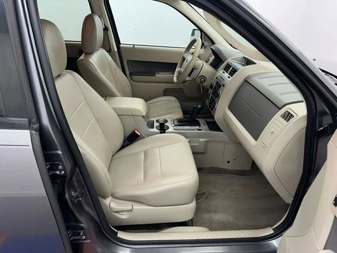 Used 2011 Ford Escape XLT w/ 203A Rapid Spec Order Code image 16