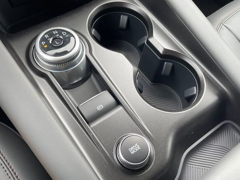 New 2026 Ford Explorer Active w/ Active Comfort Package image 16