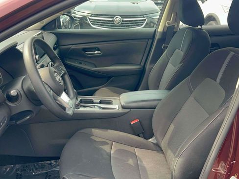 Used 2025 Nissan Sentra SV FWD image 15