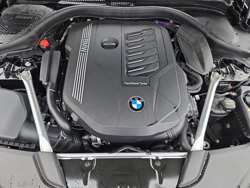Used 2023 BMW 540i xDrive w/ Convenience Package image 27