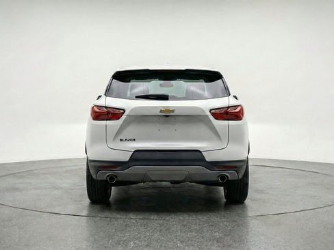 Used 2025 Chevrolet Blazer LT FWD image 7
