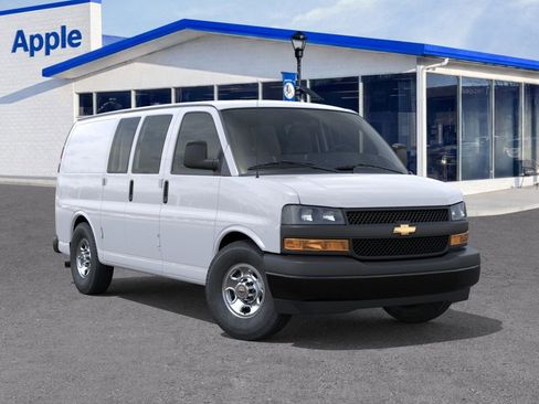 New 2026 Chevrolet Express 2500 w/ Driver Convenience Package image 7