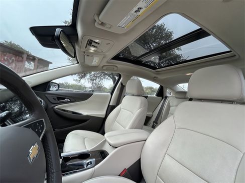 Used 2024 Chevrolet Malibu LT image 12