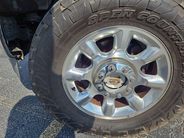 Used 2015 Ford F250 Lariat w/ Lariat Ultimate Package AWD/4WD image 10