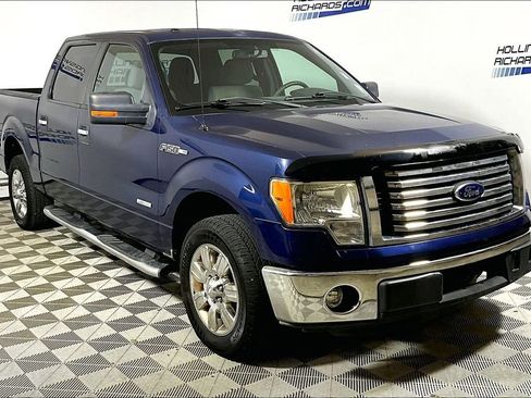 Used 2011 Ford F150 XLT w/ XLT Chrome Pkg image 3