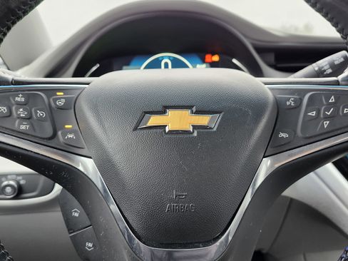 Used 2018 Chevrolet Bolt Premier w/ Driver Confidence II Package image 26
