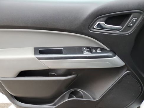 Used 2020 Chevrolet Colorado LT w/ Safety Package image 21