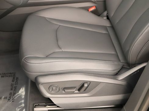 New 2026 Audi Q8 Premium Plus AWD/4WD image 23