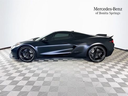 Used 2025 Chevrolet Corvette E-Ray AWD/4WD image 4