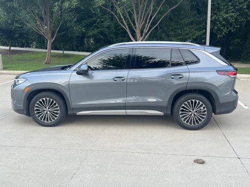 Certified 2026 Volkswagen Tiguan S FWD image 6