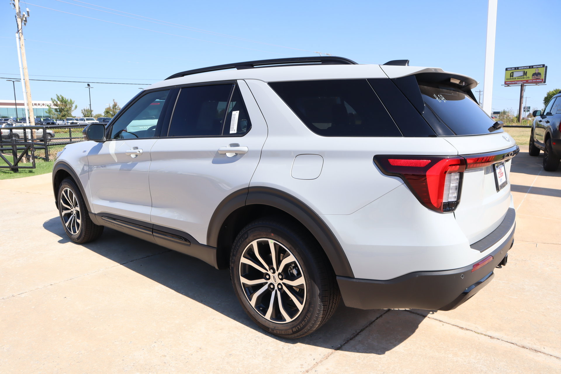 New 2027 Ford Explorer ST-Line w/ Premium Package AWD/4WD image 26